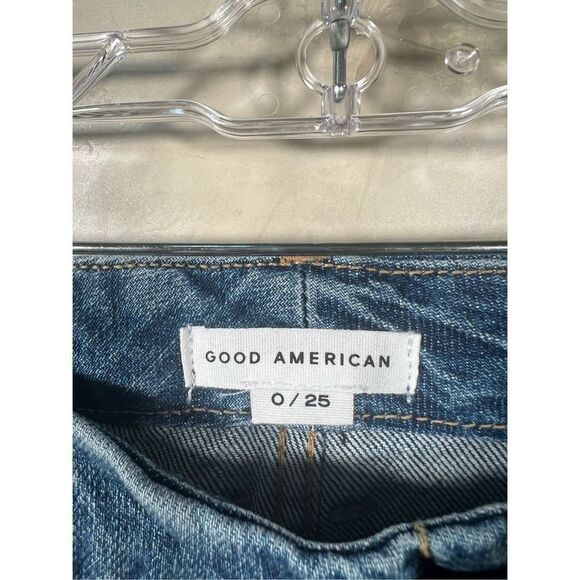 Good American Good Classic Raw Hem High Waist Slim Jeans in Blue940 Size… - Picture 3 of 9